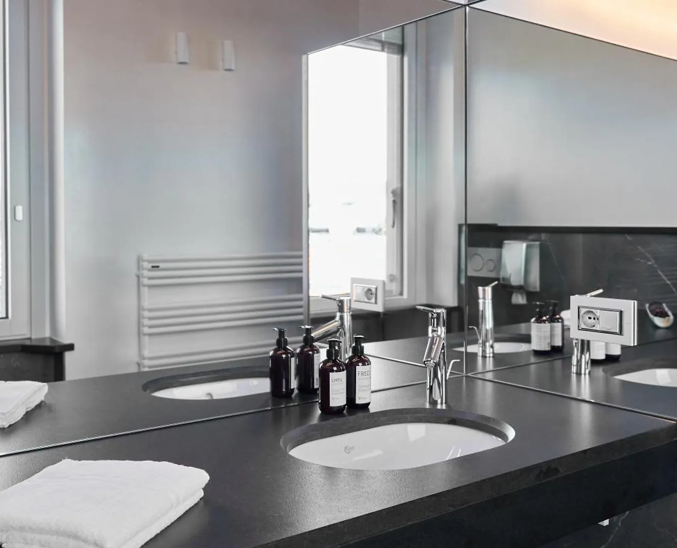Lodge Villa Hermann Somma Lombardo
