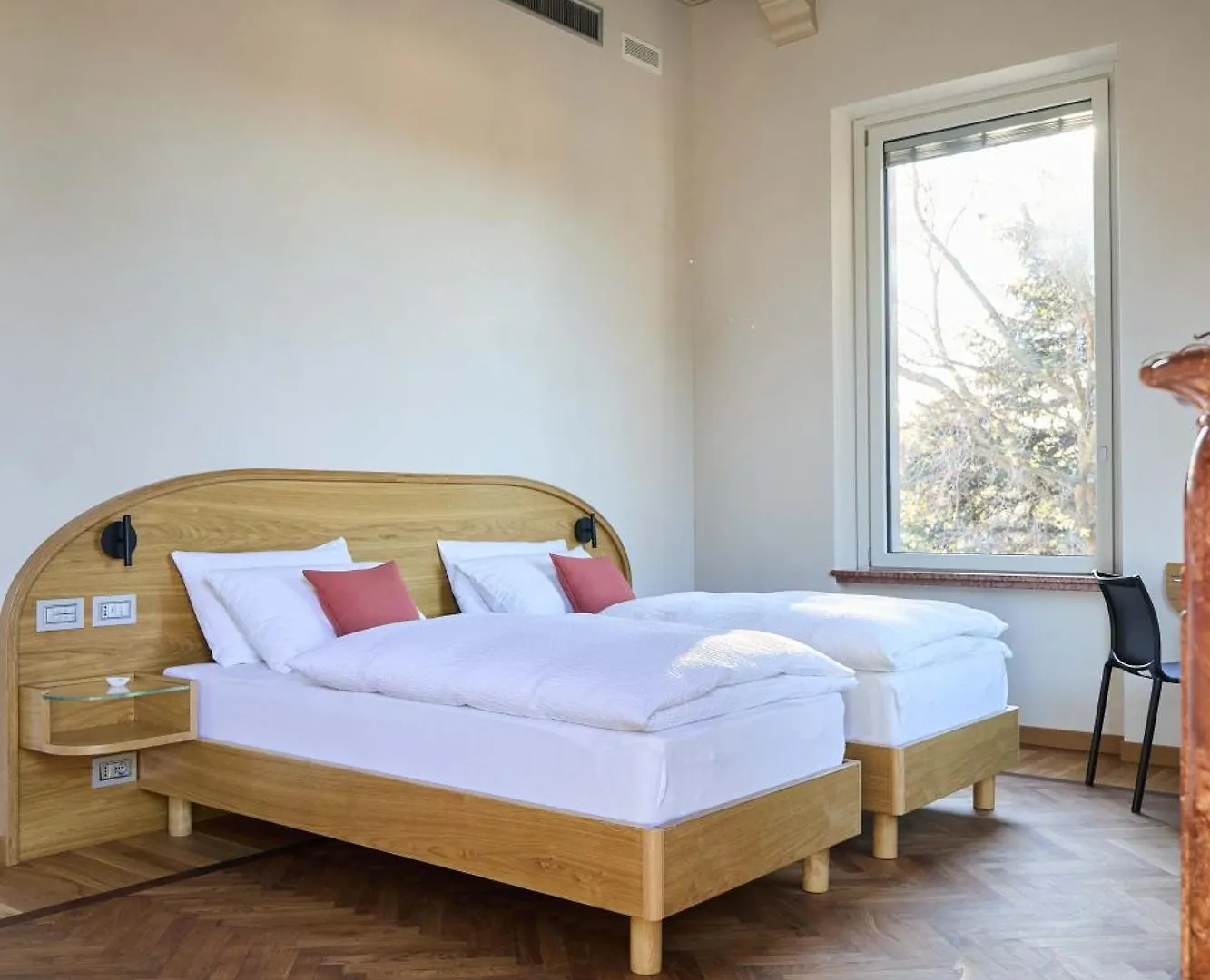 Lodge Villa Hermann Somma Lombardo