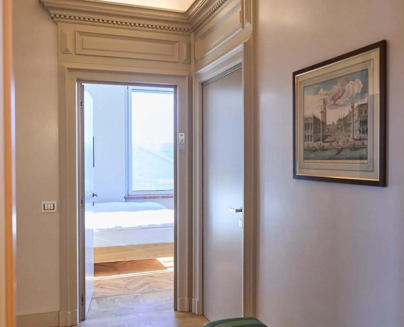Villa Hermann Somma Lombardo 0*,